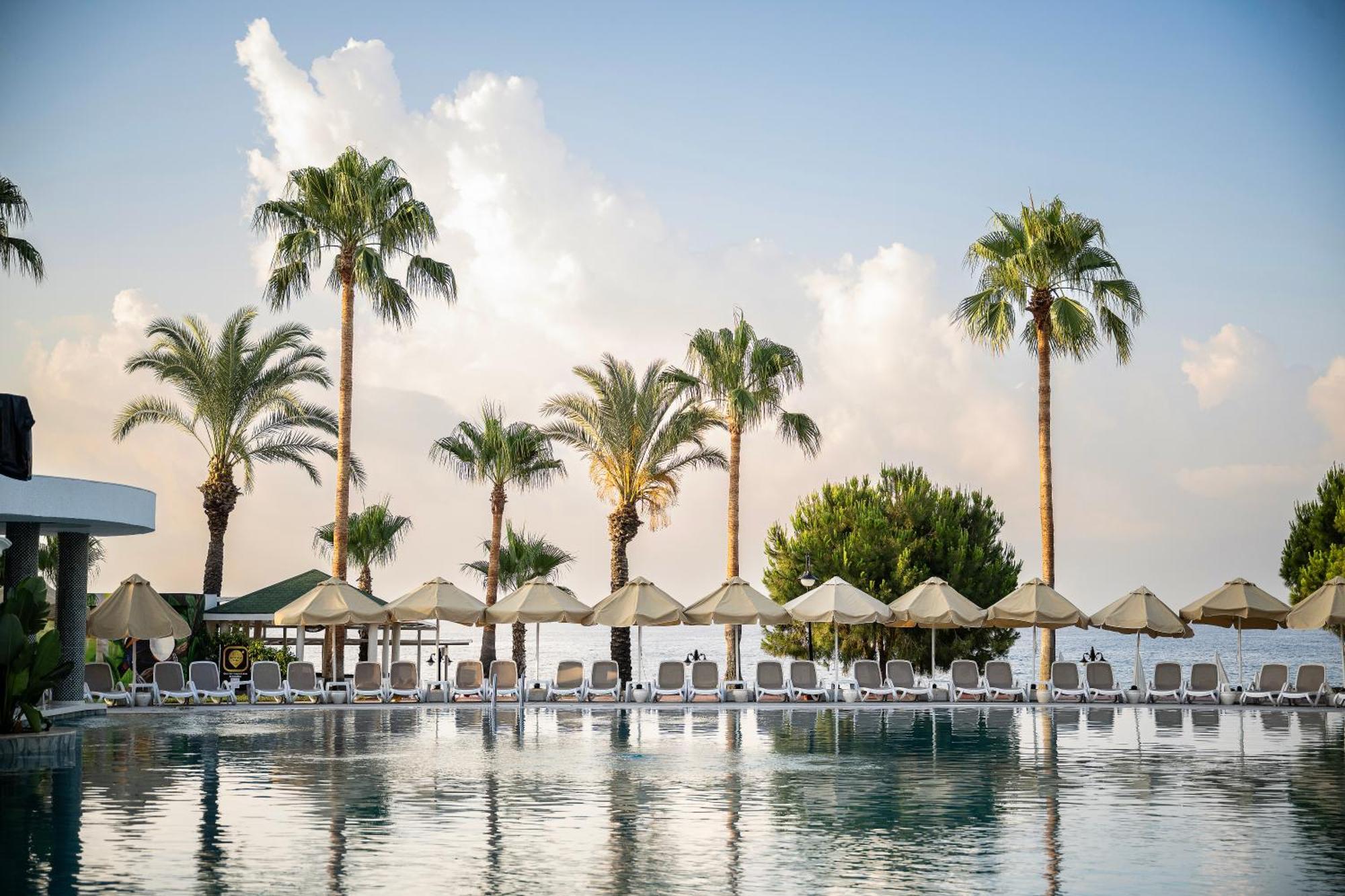 Oz Hotels Incekum Beach Alanya Eksteriør billede